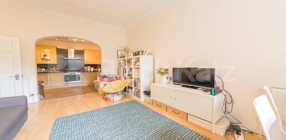 			2 Bedroom, 1 bath, 1 reception Ground Floor Flat			 Crouch Hill, Crouch End